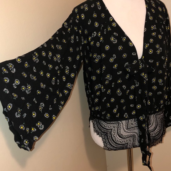 Free People Daisy Floral Bell Sleeve Bodysuit,Size-Small - Picture 6 of 10